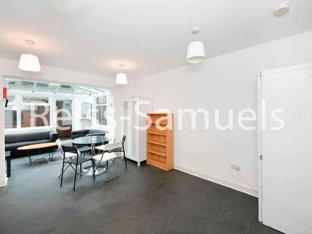 House for rent in Isle Of Dogs, Greater London
