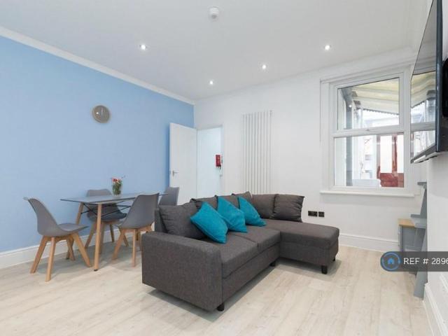 House for rent in New Normanton, East Midlands