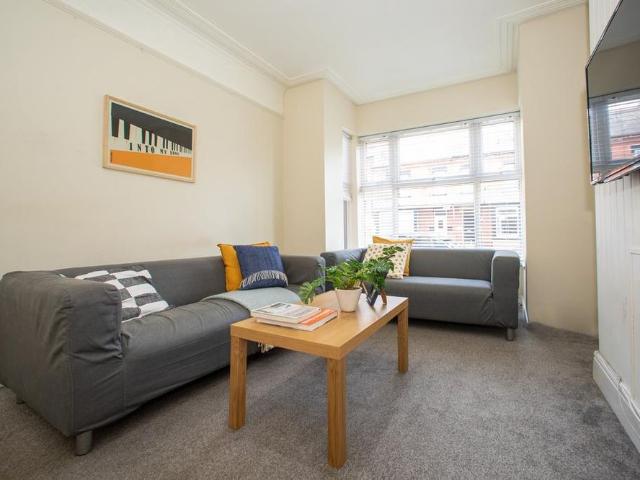 House for rent in Beckett Park, Leeds