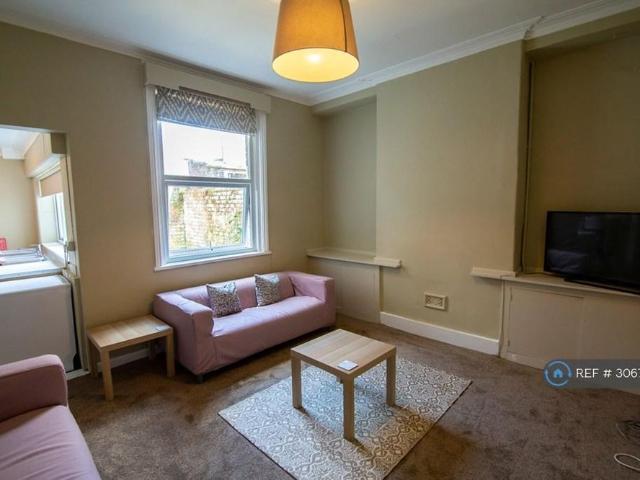 House for rent in Avenham, Preston