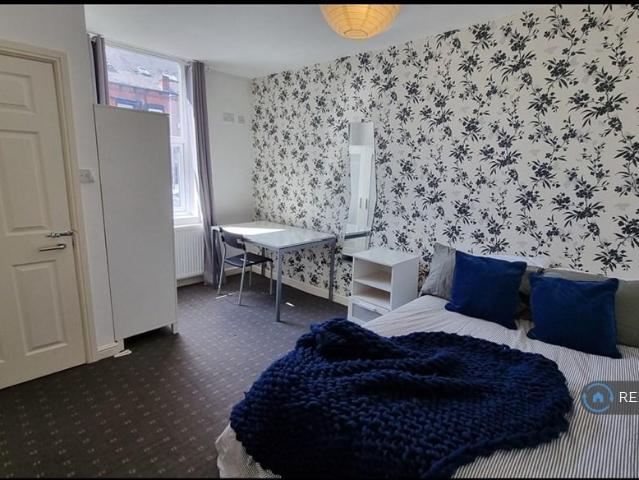 House for rent in Beckett Park, Headingley
