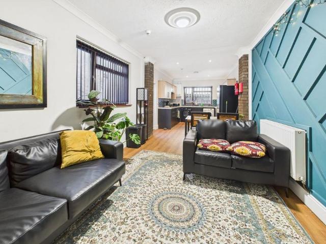 House for rent in Mount Pleasant, Swansea