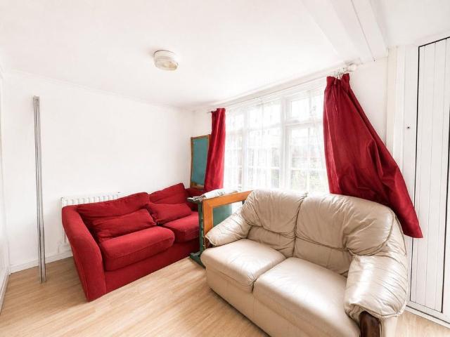 House for rent in Upper Hale, Fole