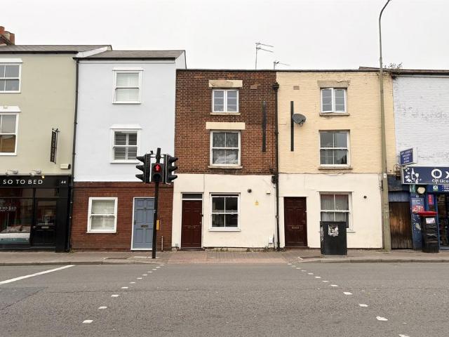 House for rent in St Clement's, The Slade