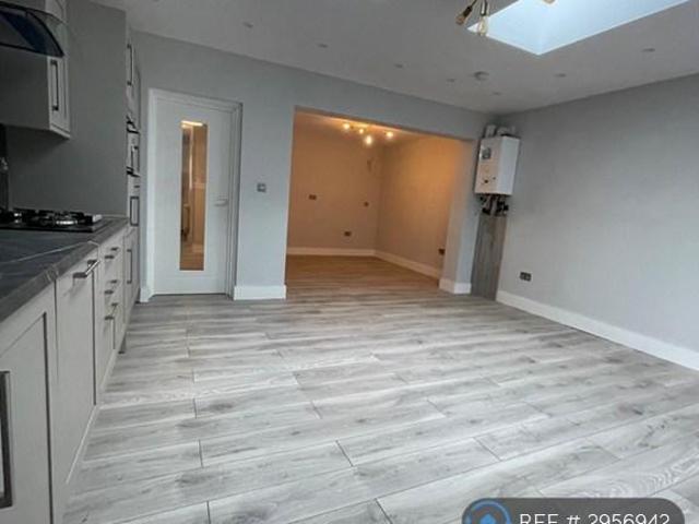House for rent in Spring Park, Luton