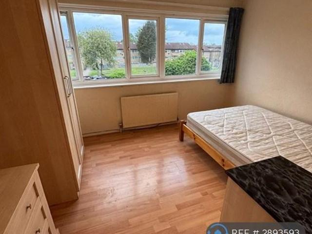 House for rent in Great Linford, Milton Keynes