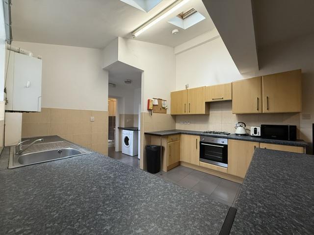 House for rent in Broomhill, South Yorkshire