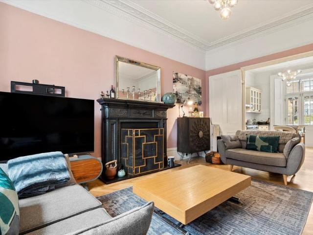 House for rent in Kensington, Greater London