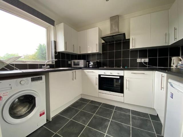 House for rent in Hales Place, The Bridge