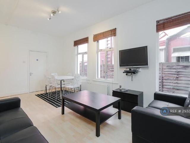House for rent in Harringay, Greater London