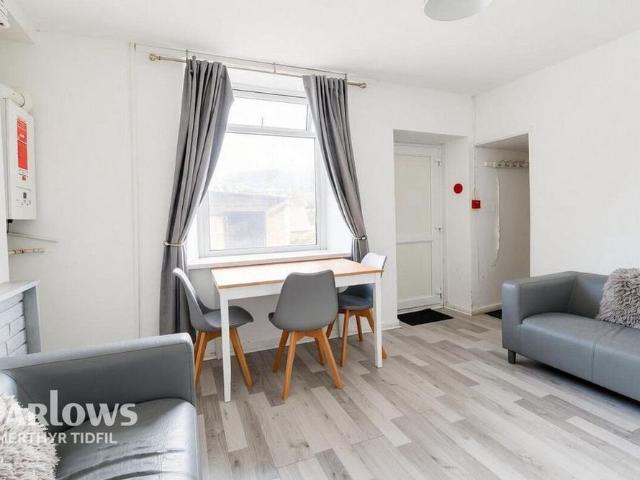 Room for rent in Pontypridd, Wales
