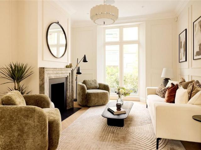 House for rent in Brompton, Greater London