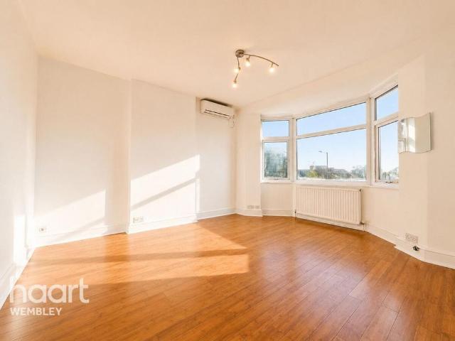 House for rent in Alperton, Greater London