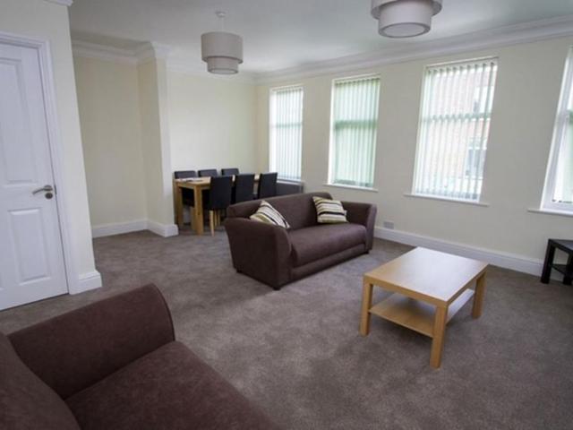 House for rent in Canley Gardens, West Midlands