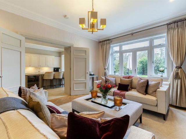 House for rent in Clewer Village, Windsor