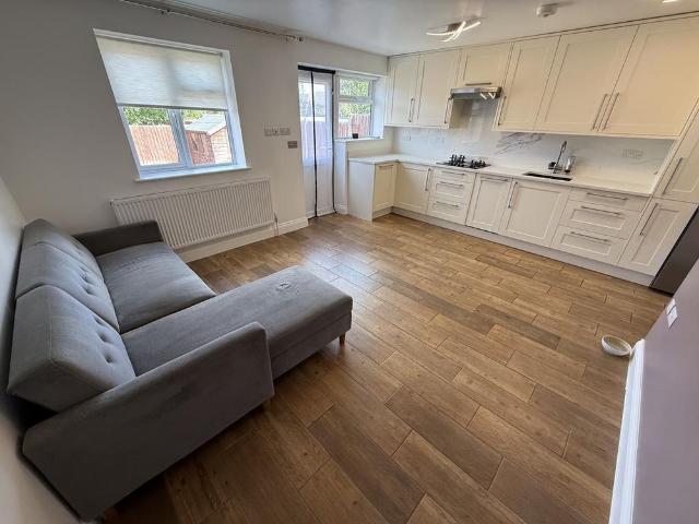 House for rent in Toddington, Bedfordshire