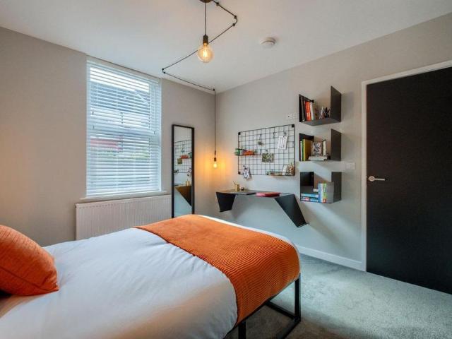 Room for rent in Earlsdon, Coventry