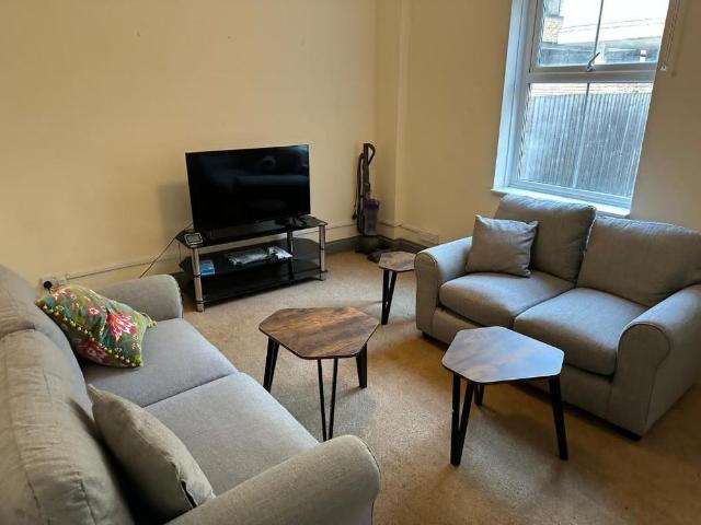 House for rent in Phippsville, Northampton