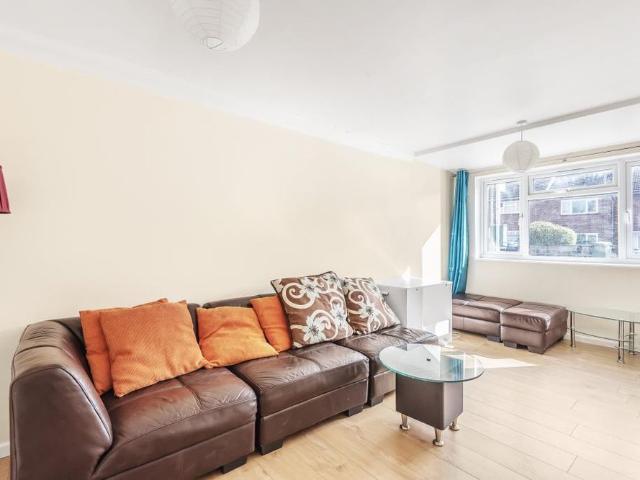 House for rent in Risinghurst and Sandhills, The Slade
