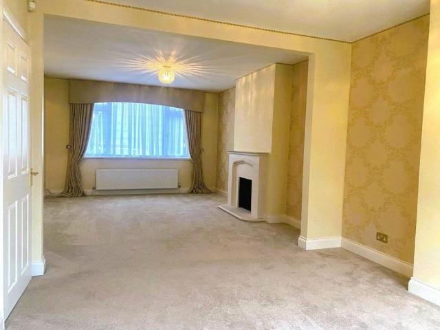 House for rent in London Borough of Croydon, Waddon