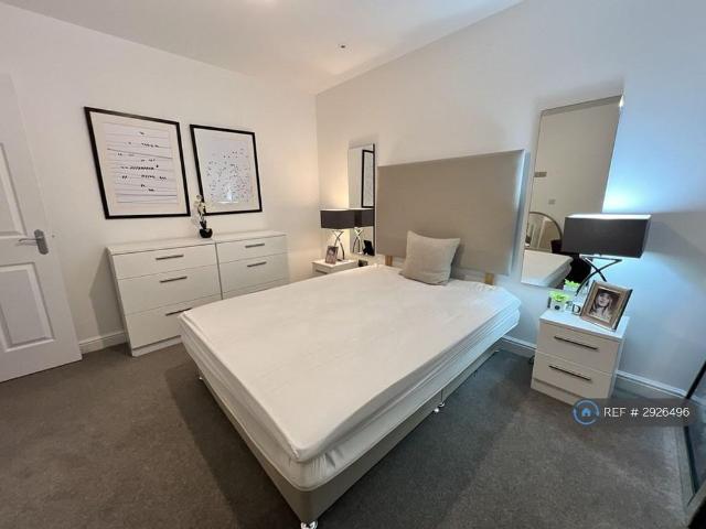 House for rent in Cheadle, Greater Manchester