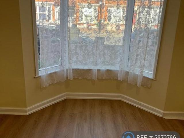 House for rent in Upton Park, Greater London