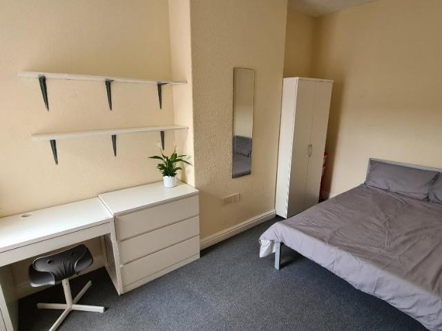 House for rent in Stoke, Stoke-on-Trent
