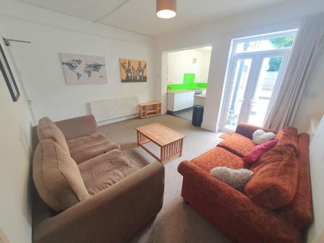 House for rent in Heigham Grove, East Bank