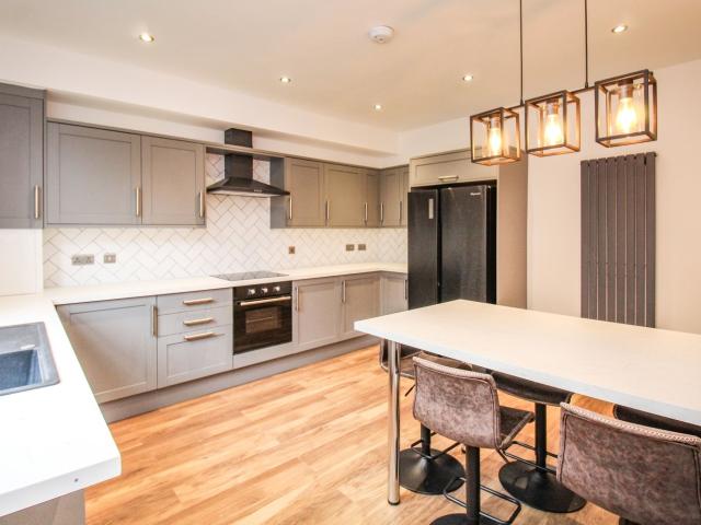 House for rent in Hyde Park, Leeds
