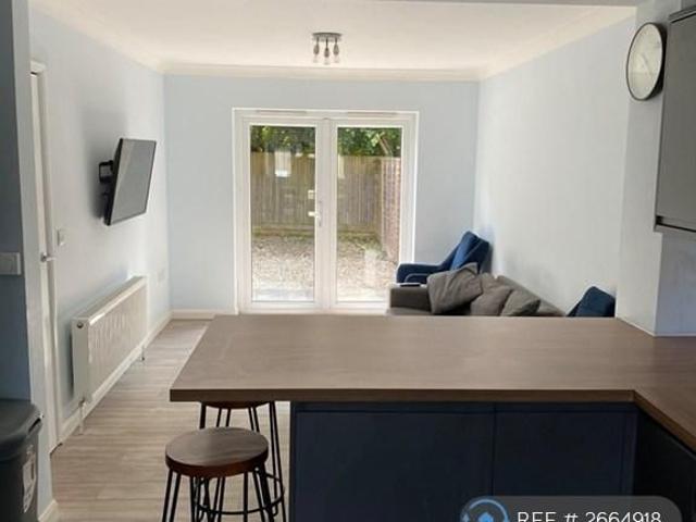 House for rent in St. Mildred's, The Bridge