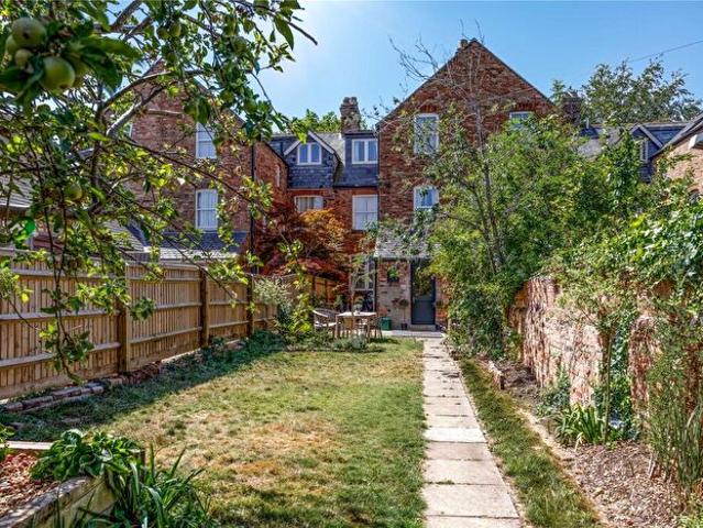 Apartment for rent in The Slade, Oxfordshire