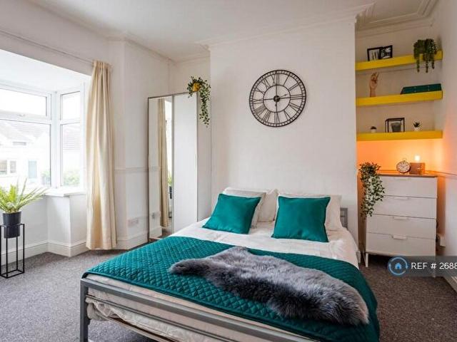 Apartment for rent in Brynmill, Swansea