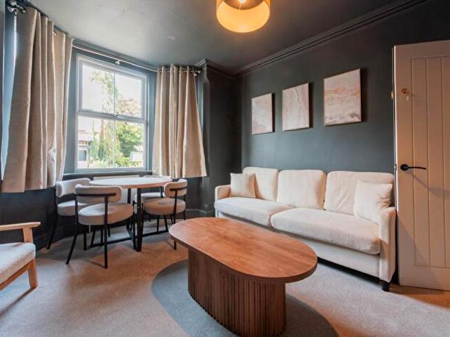 Apartment for rent in Osney, The Slade