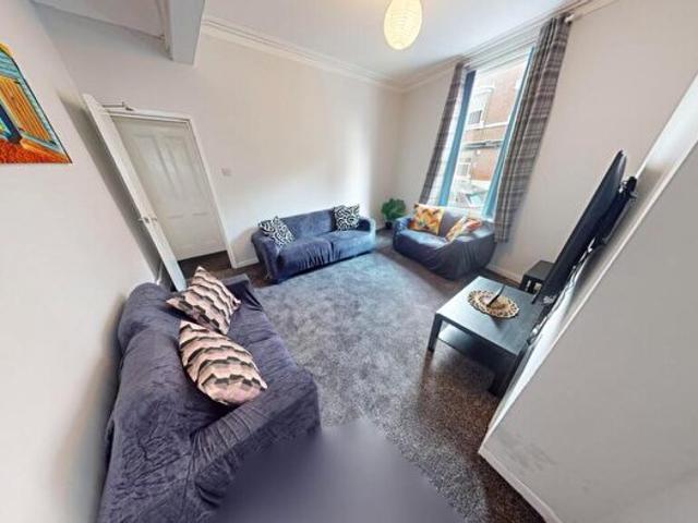 Apartment for rent in Old Lenton, Haddon