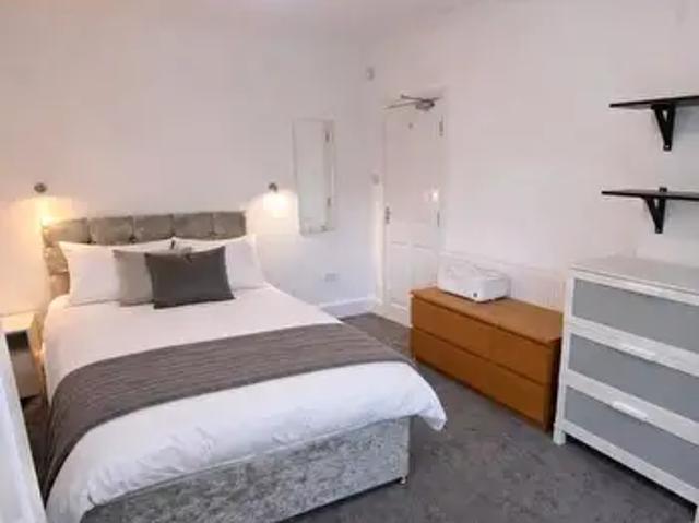 Apartment for rent in The Park, City of Nottingham