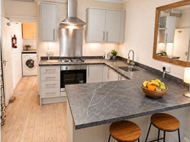 Apartment for rent in Nangreaves, Wales