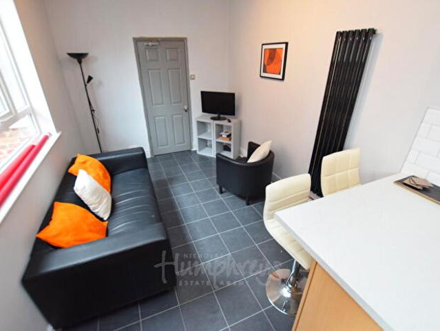 Apartment for rent in Phippsville, Northampton