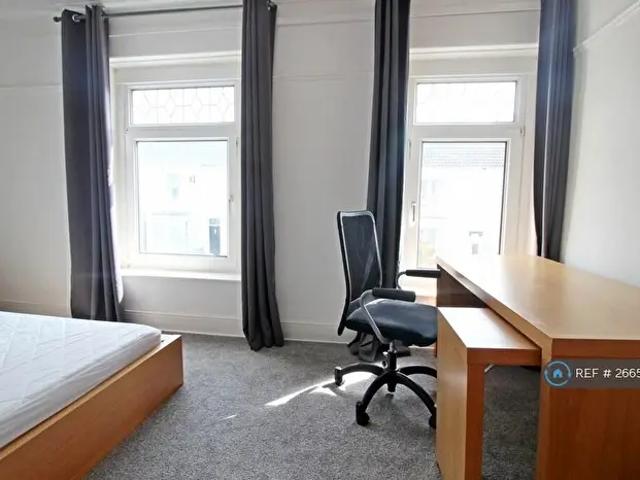 Apartment for rent in Brynmill, Swansea