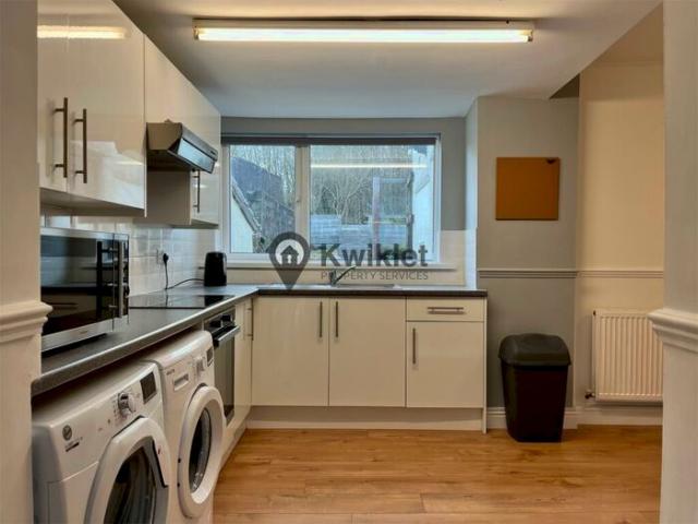 Apartment for rent in Pontypridd, Wales