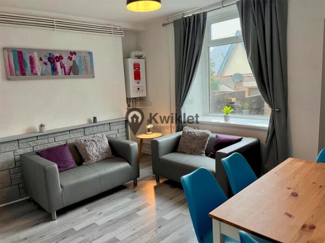 Apartment for rent in Pontypridd, Wales
