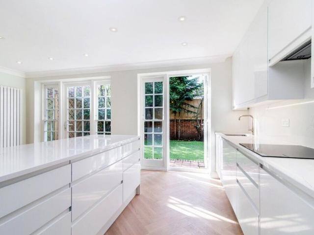 House for rent in St. John's Wood, Greater London