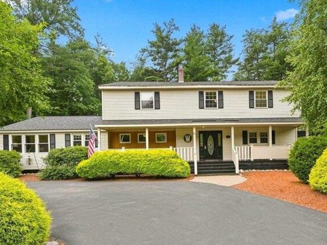 House for sale in Tewksbury, Massachusetts