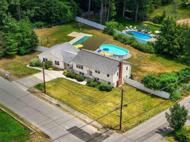 House for sale in Tewksbury, Massachusetts