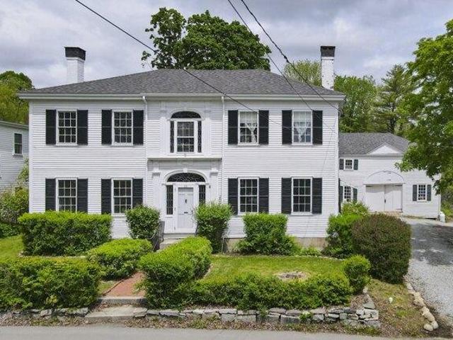 House for sale in Thomaston, Maine