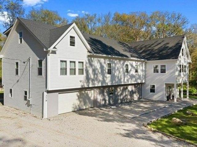 House for sale in Tiverton, Rhode Island