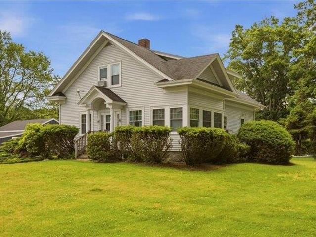 House for sale in Tiverton, Rhode Island