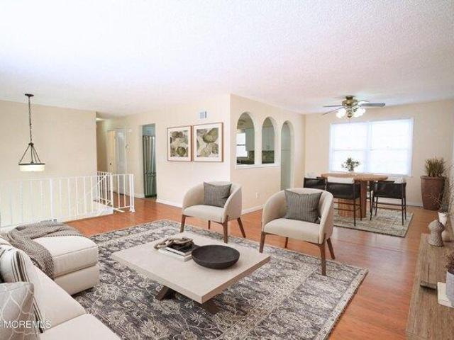 House for sale in Toms River