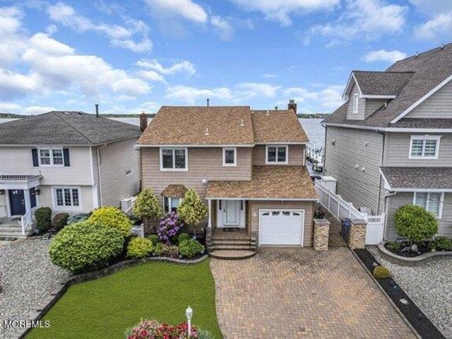 House for sale in Toms River