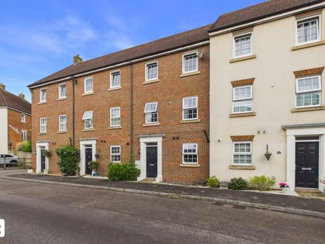 Townhouse for rent in Red Hill, Surrey