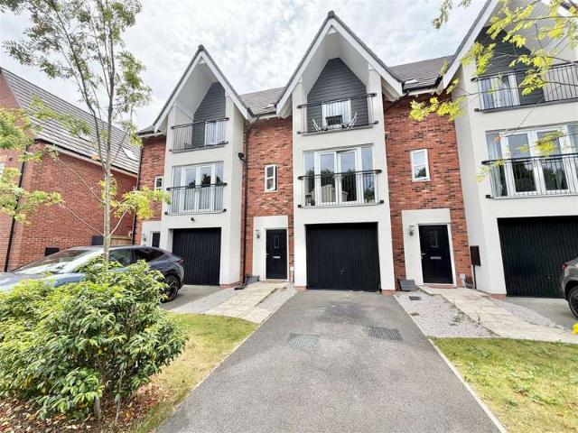 Townhouse for sale in Colshaw Farm, Wilmslow